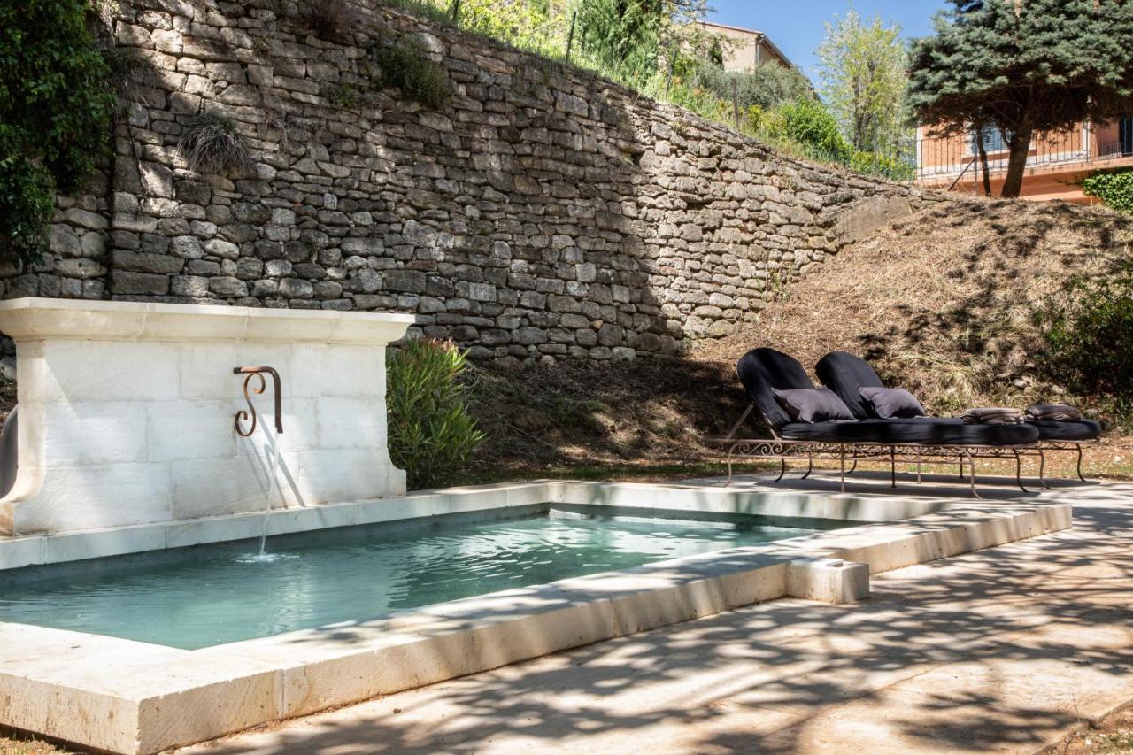 Les Cabanes De La Fontaine Lacoste  Esterno foto